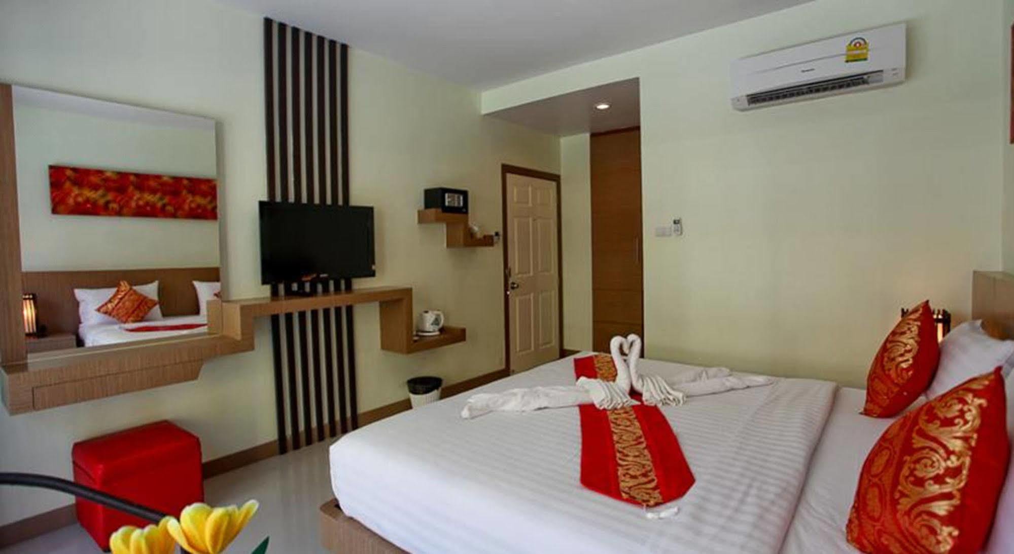 Pimrada Hotel Patong Exteriér fotografie